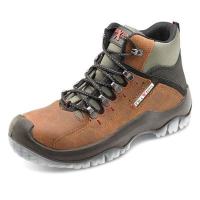 Click Traders Traxion Brown Safety Boots