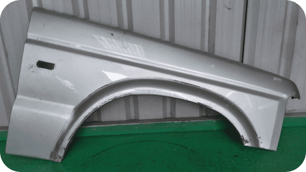 DISCOVERY 2  : O/S  Front Wing. OE.
