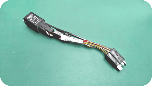 Land Rover : ERR4085. 24V-Glow Plug Timer with Cable Assembly. OE.