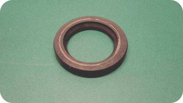 Land Rover : FRC3099. Stub Shaft Oil Seal. OE.