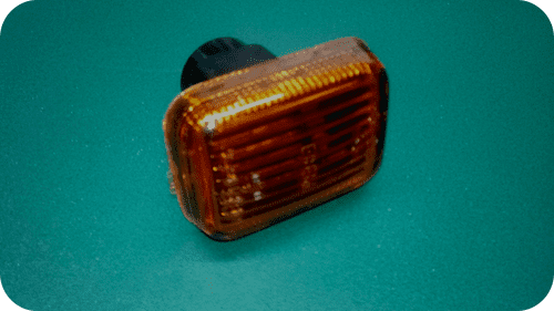 Land Rover : PRC9916. Marker Lamp. OE.