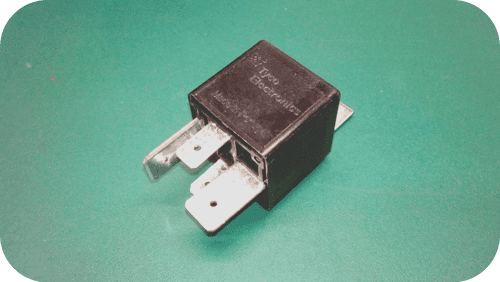 Land Rover : RRC8600. 24V/70 AMP Relay. OE.