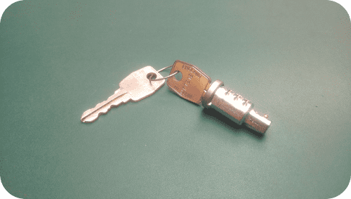 Land Rover : RTC3022. 1/Barrel, 2/Key Lock Set. OE.