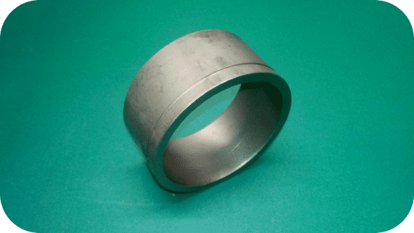Land Rover : TCK100030. Spacer. OE.