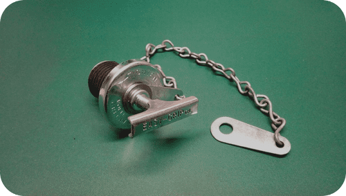 Perkins Part : CV8730. Perkins Filler Cap. OE.