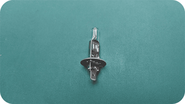 Unipart Bulb : GLB466BXT. 24V 70W P14.5S. OEM.