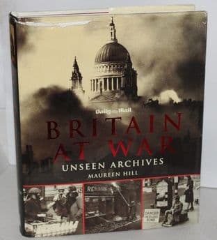 Britain at War by Maureen Hill - 1405437340