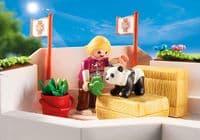 Playmobil Family Fun Veterinary Practice 122PC