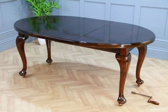 Antique Edwardian Queen Anne Solid Mahogany 1 Leaf Wind Out Oval Dining Table