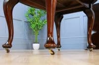 Antique Edwardian Queen Anne Solid Mahogany 1 Leaf Wind Out Oval Dining Table