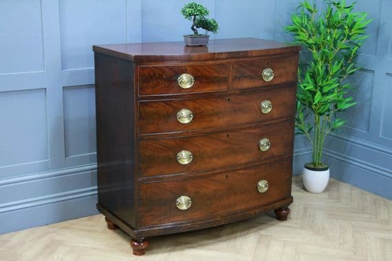 Antique Original Georgian Flame Grain Bow Front Mahogany Chest of 5 Drawers 1840