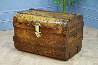 Antique Vintage Metal Travel Chest Steamer Trunk Rustic Box Coffee Table 1920's
