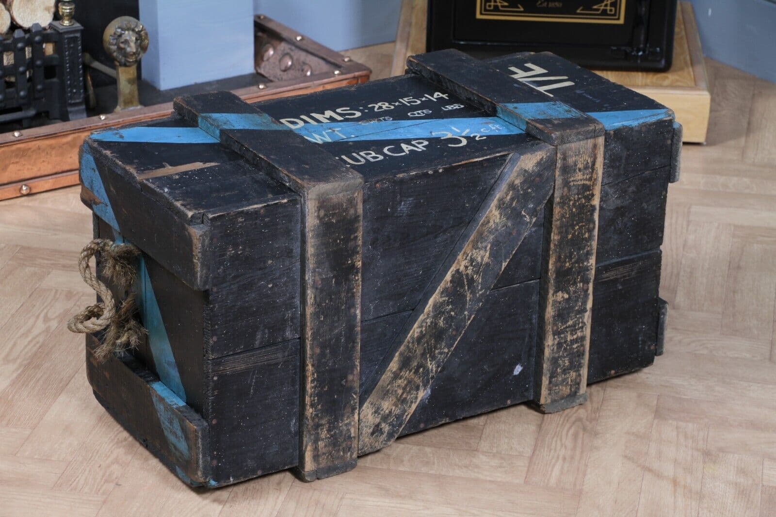 Antique Vintage RAF Crate Trunk Millitary Travel Chest Coffee Table MOD