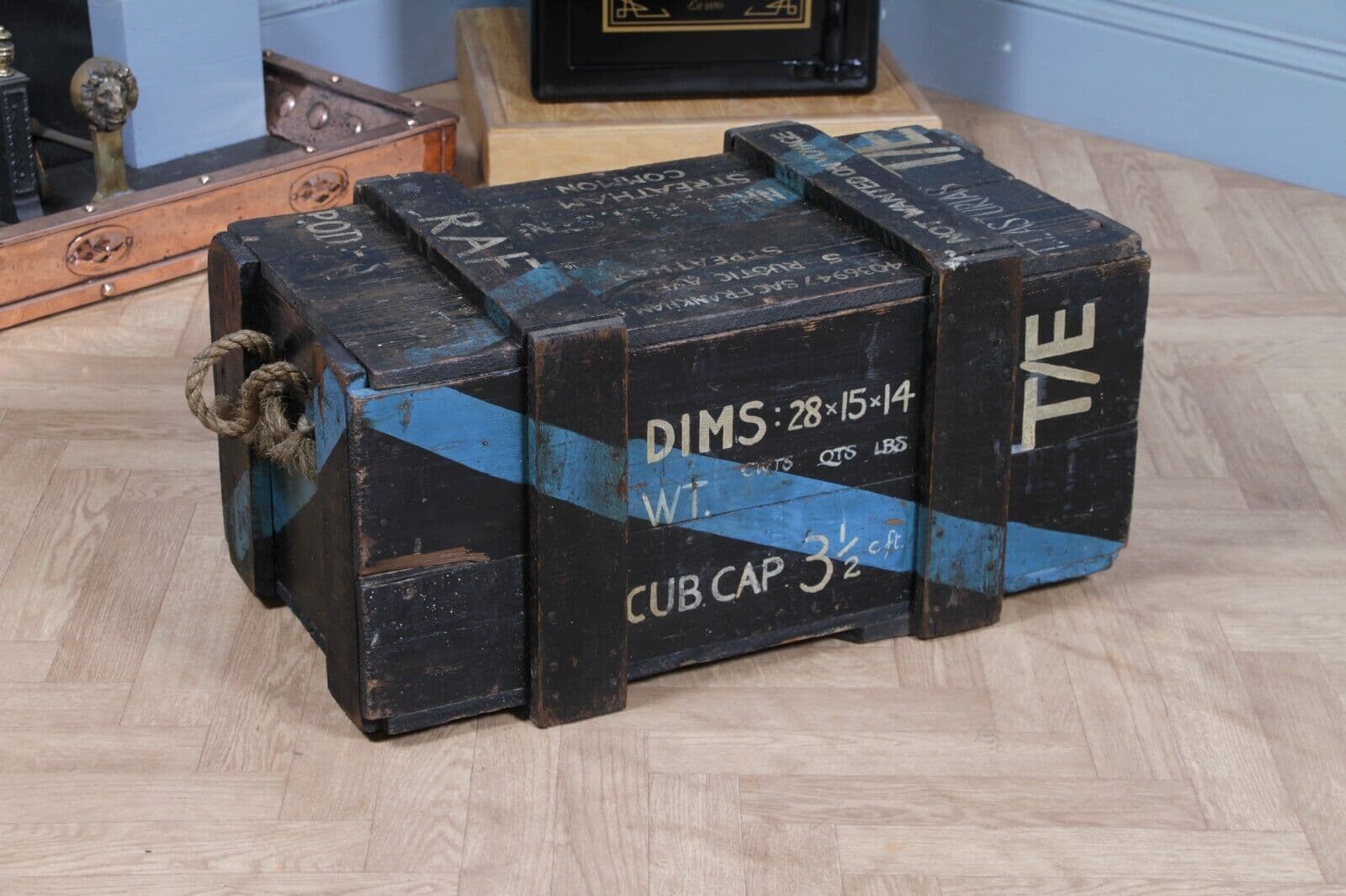 Antique Vintage RAF Crate Trunk Millitary Travel Chest Coffee Table MOD