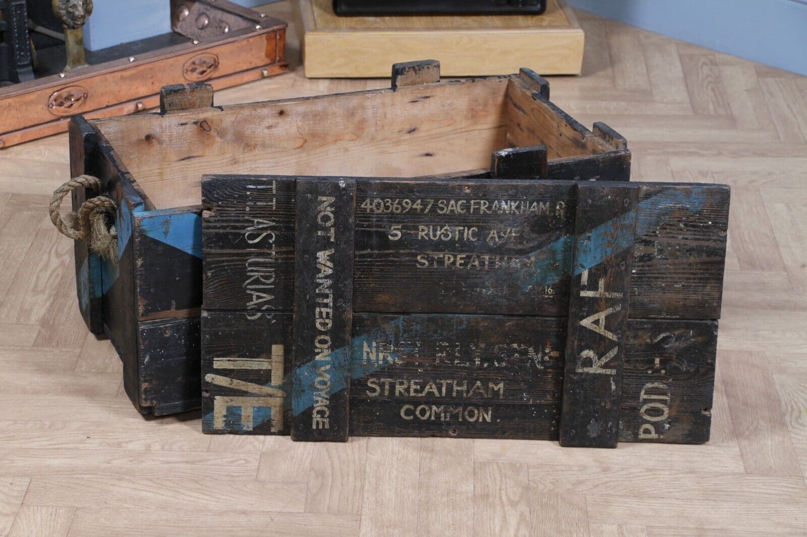 Antique Vintage RAF Crate Trunk Millitary Travel Chest Coffee Table MOD