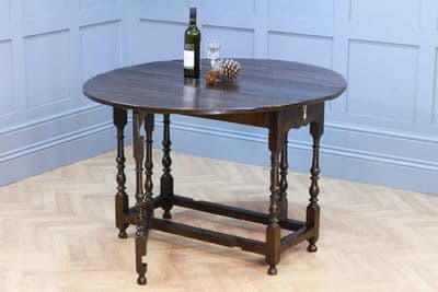 Original Antique Early Georgian Solid Oak Drop Leaf / Gate Leg Table With Drawer
