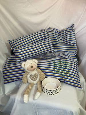 Fred - Duvet Set / Blanket for Dogs.  Double 32x32 inches(81x81cm) Lazy Dog Company.