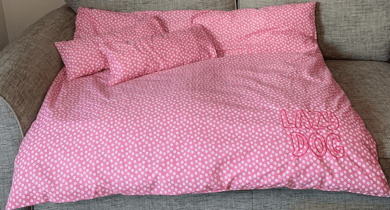Millie - Duvet Set / Blanket for Dogs. Kingsize 38x43inches(96x110cm) Lazy Dog Company