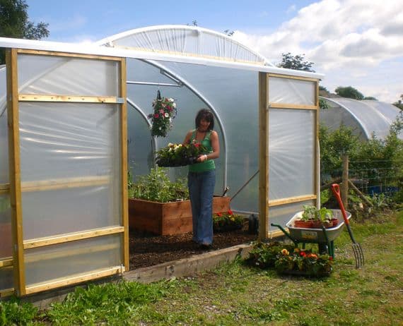 16'x42' Commercial / Garden Polytunnel (4.87m x 12.80m)