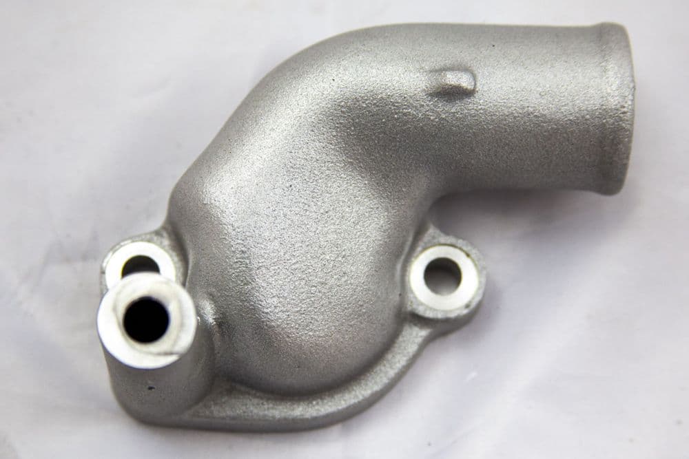 Thermostat housing for Edelbrock / Offenhauser Manifolds Four wheel drive vehicles