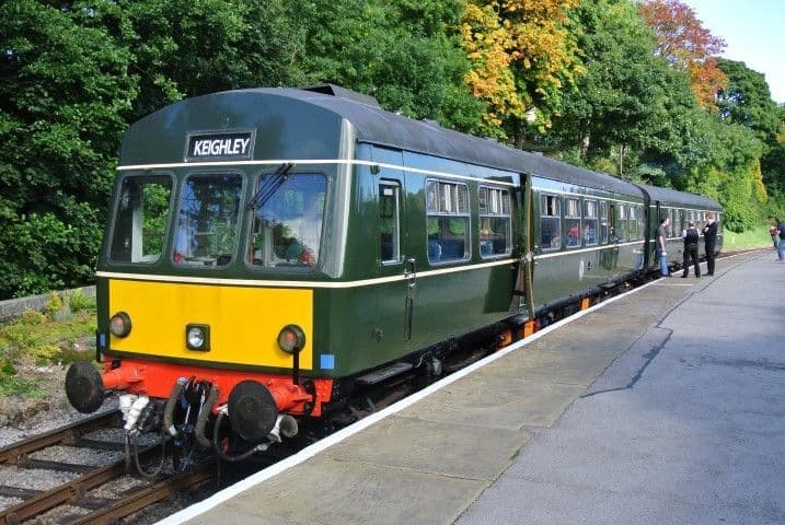 Class 101 Train Class 101 DMU - Poole Mouldings