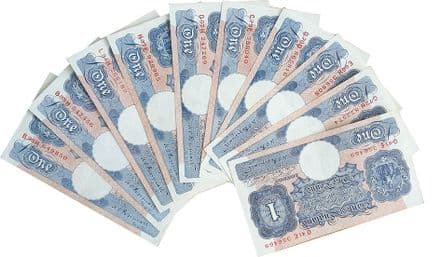 £1 Blue Pink War Time 1940's in VF Condition