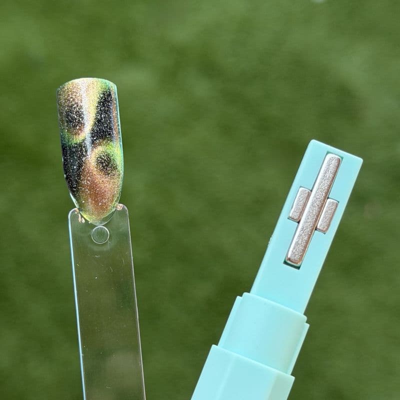Bullseye/swirl  magnet tool