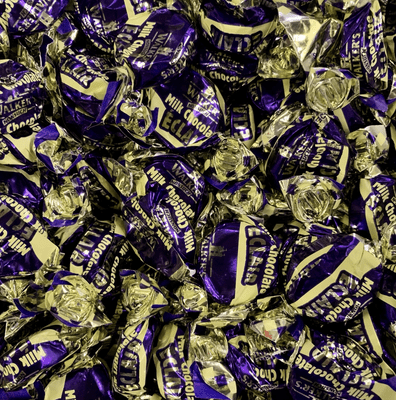 Walkers Milk Chocolate Eclairs 80g