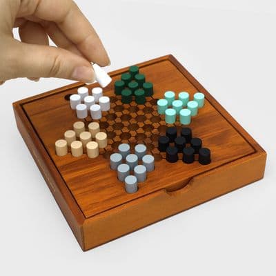 Iron & Glory Chinese Checkers