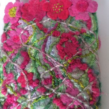 Rambling Rose Purse