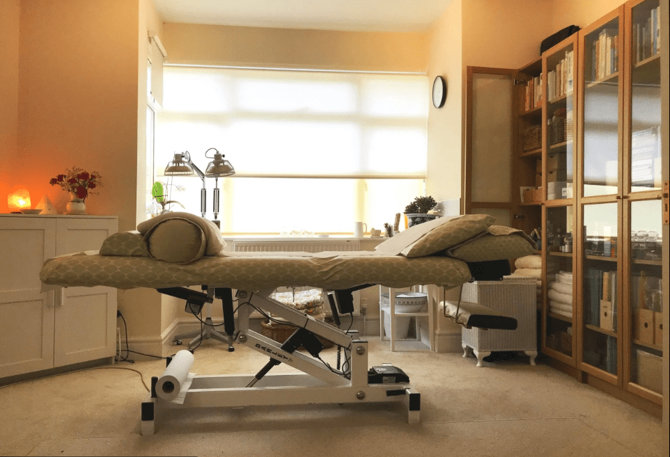 Top 5 Common Acupuncture Mistakes - And How the Right Equipment Prevents Them