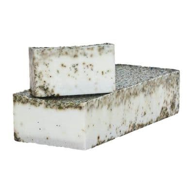 Botanical Blend Gardeners Soap With Essential Oils min 100g