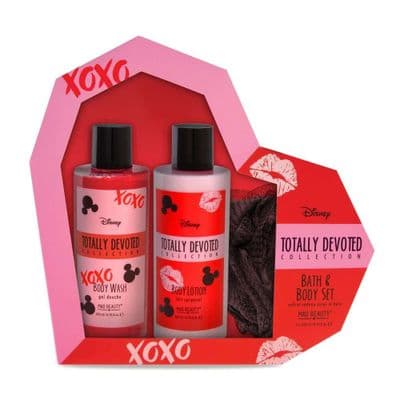 Disney Mickey & Minnie Totally Devoted Heart Pamper Gift Set