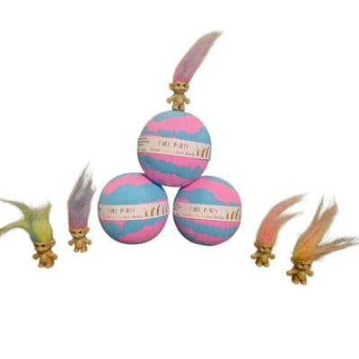 Toy Troll Inside Hidden Treasure Bath Bomb