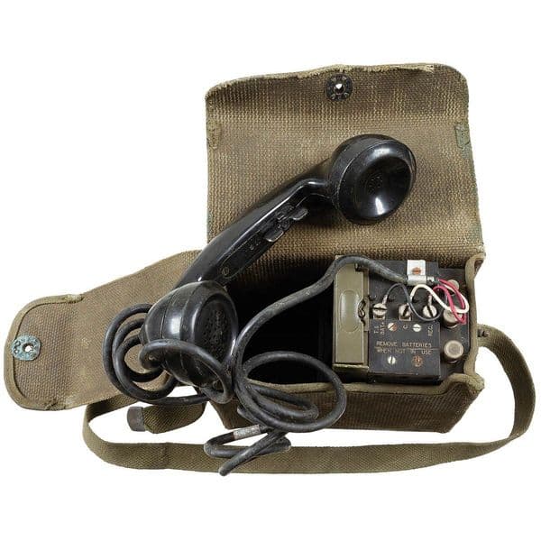 Ex Army Surplus US Field Phone EE-8 With Cotton Case WWII Collector Radio