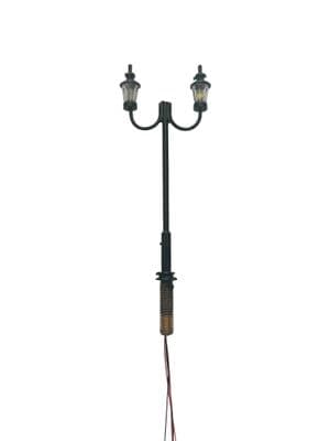 OO Scale Double Gas Lamp Post Mounted