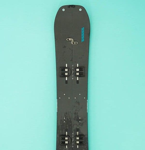 K2 Freeloader 151 Splitboard and skins