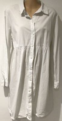 ASOS MATERNITY & NURSING WHITE BUTTON LONG SHIRT SIZE 12