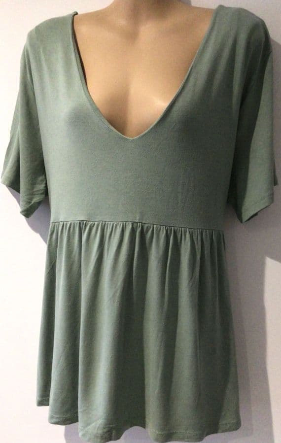 ASOS SAGE GREEN MATERNITY/ NURSING TOP SIZE 14