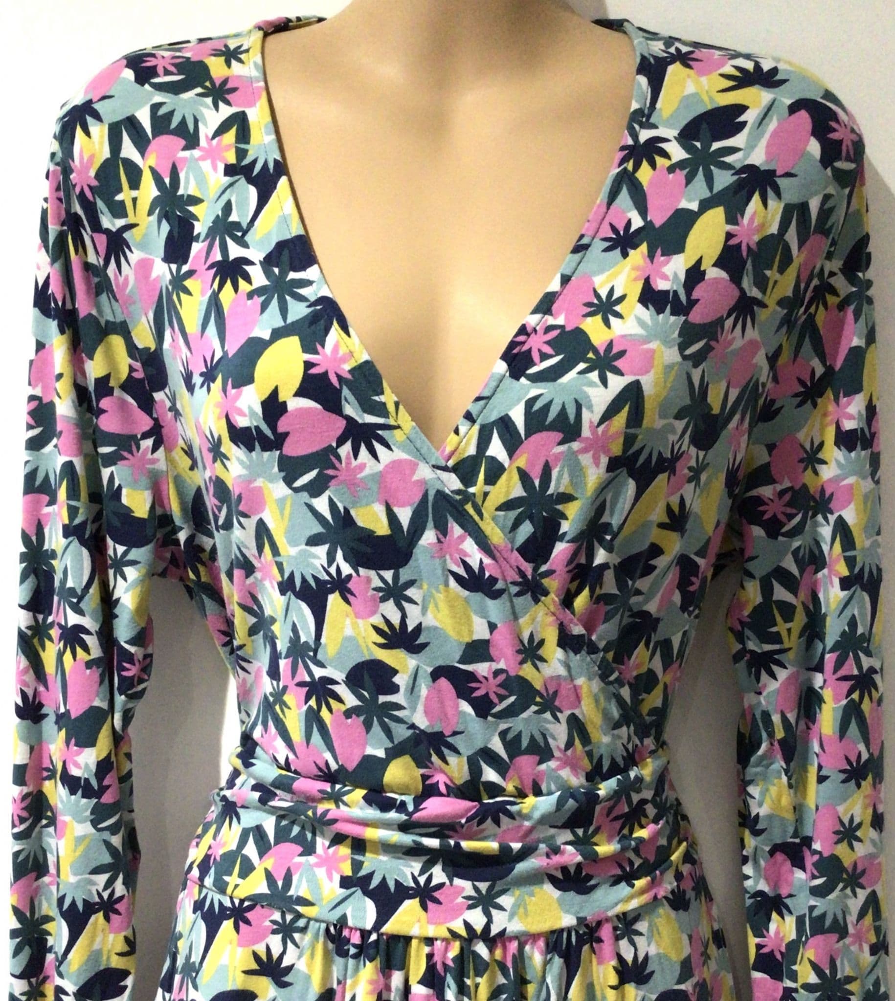 BODEN GREEN/PINK PRINT JERSEY WRAP DRESS SIZE 14 R