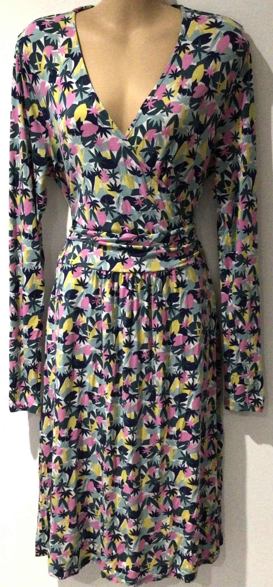 boden green and pink dress Pleat V-neck Dress-Pink, Elaborate Blossom main image 1