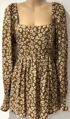 BUMP & MILK TOFFEE PRINT SQUARE NECK ZIP NURSING TOP SIZE M 10/12