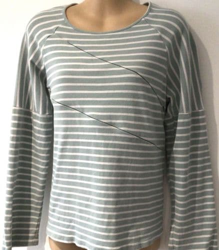 BUMPLE DUCK EGG BLUE STRIPE NURSING T-SHIRT TOP SIZE 16