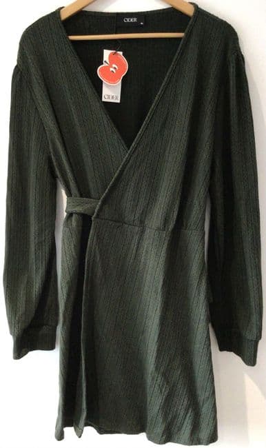 CIDER OLIVE GREEN KNIT WRAP DRESS BNWT SIZE XL 14-16