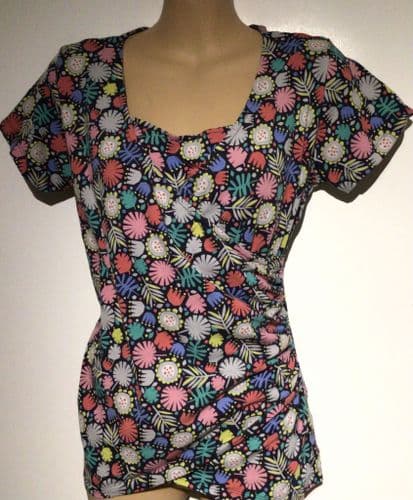 FRUGI BLOOM FLORAL MATERNITY & NURSING T-SHIRT TOP SIZE L 14-16