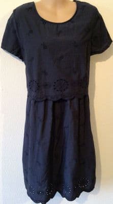 FRUGI ORGANIC NAVY BRODERIE MATERNITY & NURSING TUNIC DRESS BNWT SIZE 12