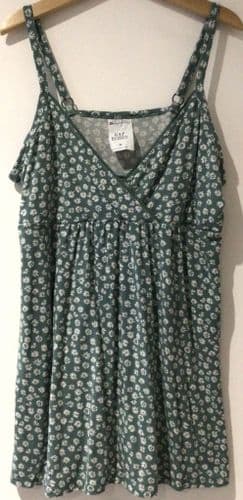 GAP MATERNITY NURSING GREEN FLORAL VEST TOP SIZE M/12