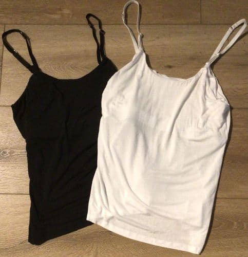 GAP SET OF 2 BLACK/WHITE MATERNITY NURSING VEST TOPS SIZE S 10