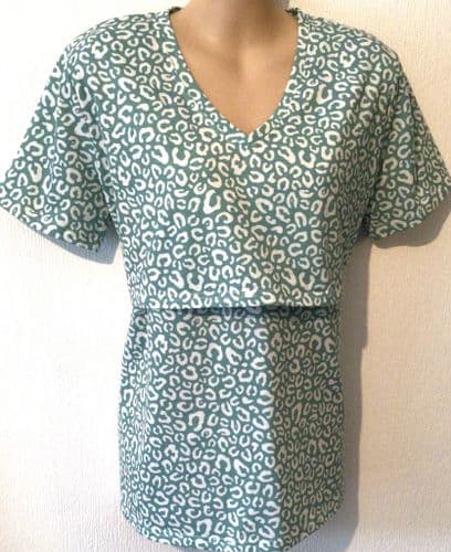 HOTMAMA TEAL LEOPARD PRINT NURSING JERSEY TOP SIZE M 10/12