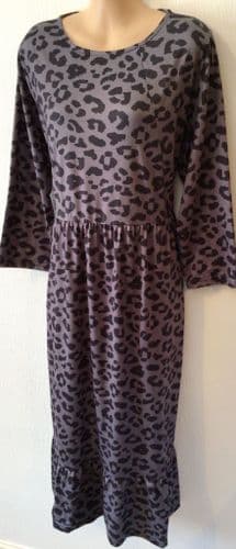HOUSE OF HURRAH GREY LEOPARD MATERNITY/NURSING MIDI DRESS SIZE 10